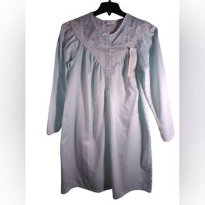 NWT Miss Elaine Lounge Dress Mint Green Embroidery Detail Cozy Comfy Lounging
